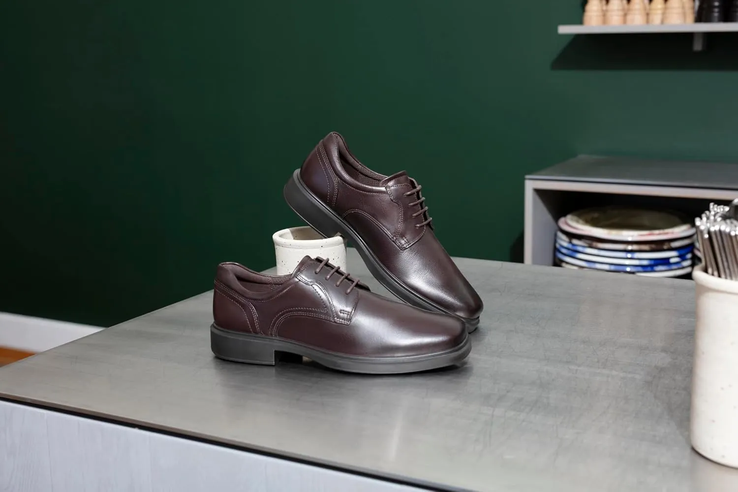 ECCO Men's Helsinki 2.0 Plain Toe Tie Oxford