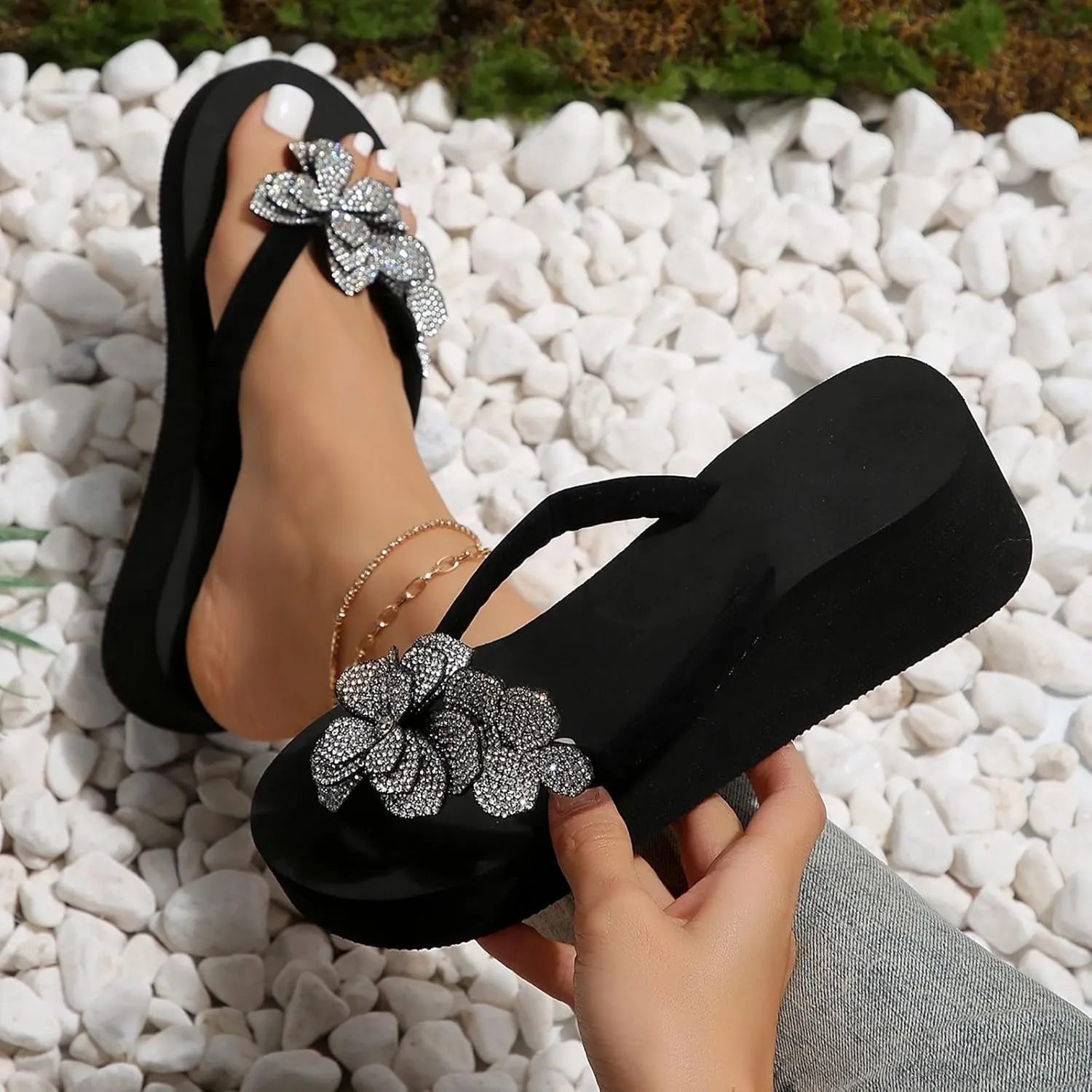Flip Flops for Women Rhinestone Bling Wedge Sandals Summer Beach Slippers Dressy Wedding Shoes Outdoor Bohemia Slippers