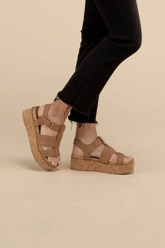 Fortune Dynamic Chic AMENDA-S Platform Sandal Wedge