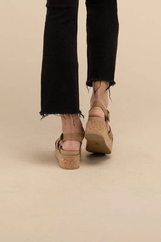 Fortune Dynamic Chic AMENDA-S Platform Sandal Wedge