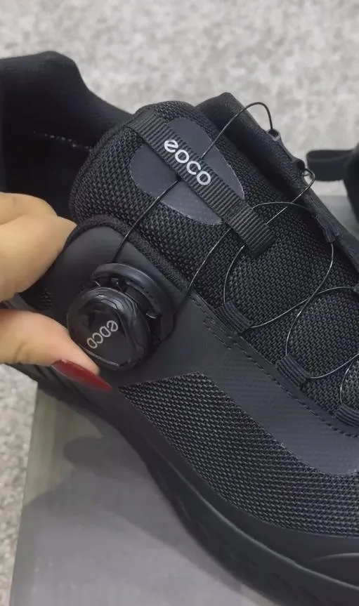 Knob black casual sneakers
