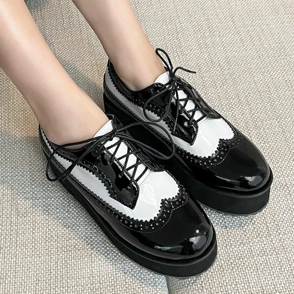 LUXMAX Women Platform Wedge Oxford Shoes Patent Leather Lace Up Wingtip Vintage Pumps