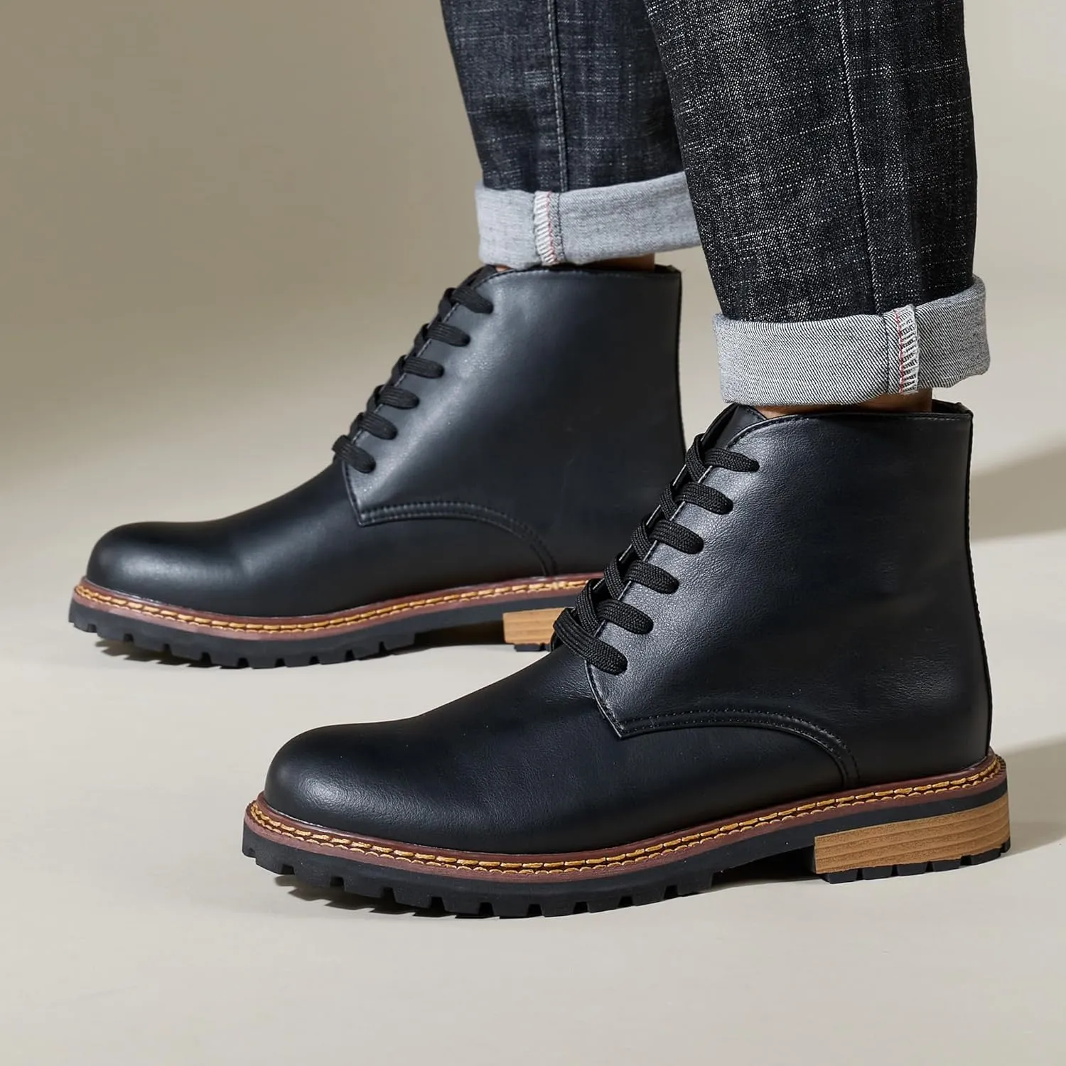 Men's Black High Top Lace Up Cycling Boots Wear-Resistant And Durable Tactical Boots Outdoor Comfort Anti Slip Mountain Walking Boots High Protection Chukka Boots Classic Casual Denim Boots