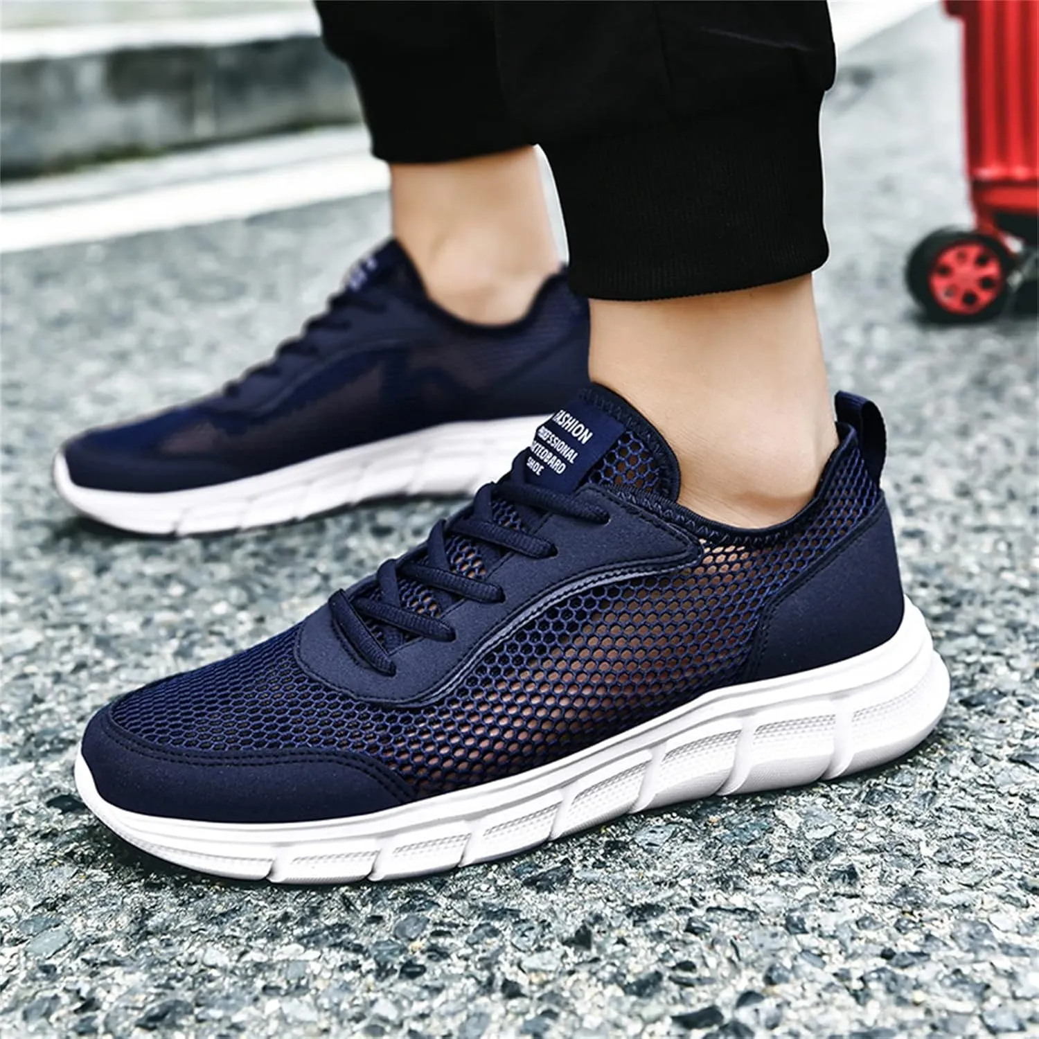Men's Breathable Barefoot Shoes Breathable and Light Outdoor Comfy Walking Shoe Business Casual Versatile Shoes