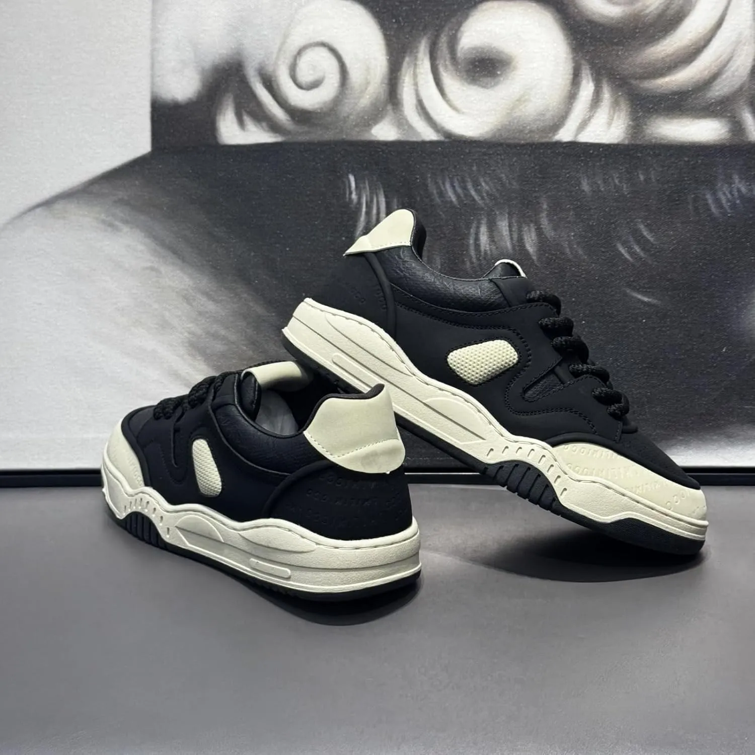 Mens Comfort Fashion Lace-Up Thick-Soled Sneakers - Cushioned Midsole, Mesh & Suede Upper, Reinforced Toe Cap - 4-Season Breathable Design for Skateboarding, Street Sports & All-Day Wear