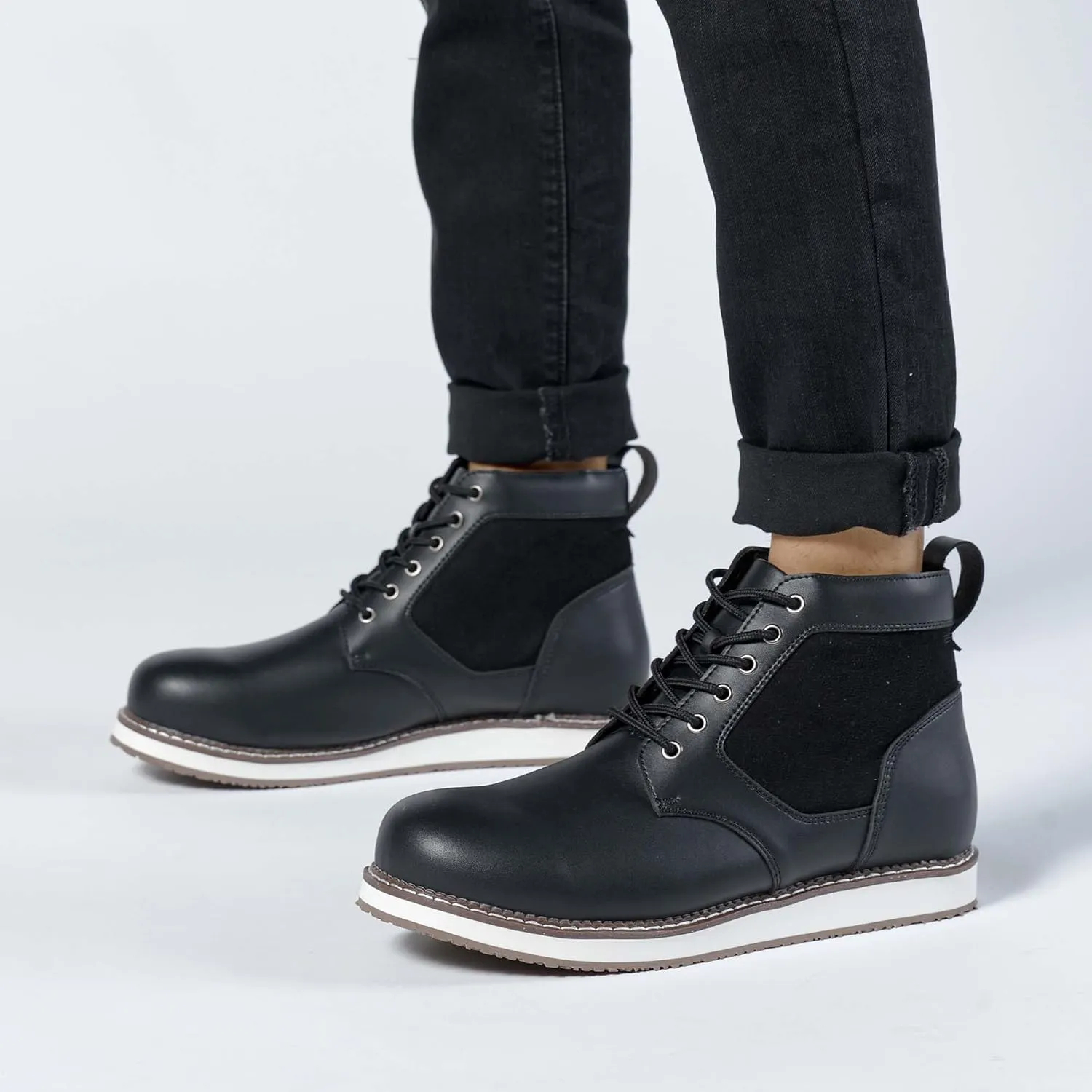 Men's High Cut Lace Up Enclosed Motorcycle Boots Sturdy And Protective Tactical Boots Fashionable And Atmospheric Cycling BootsAnti Slip And Wear-Resistant Riding Boots Outdoor Durable Travel Boots
