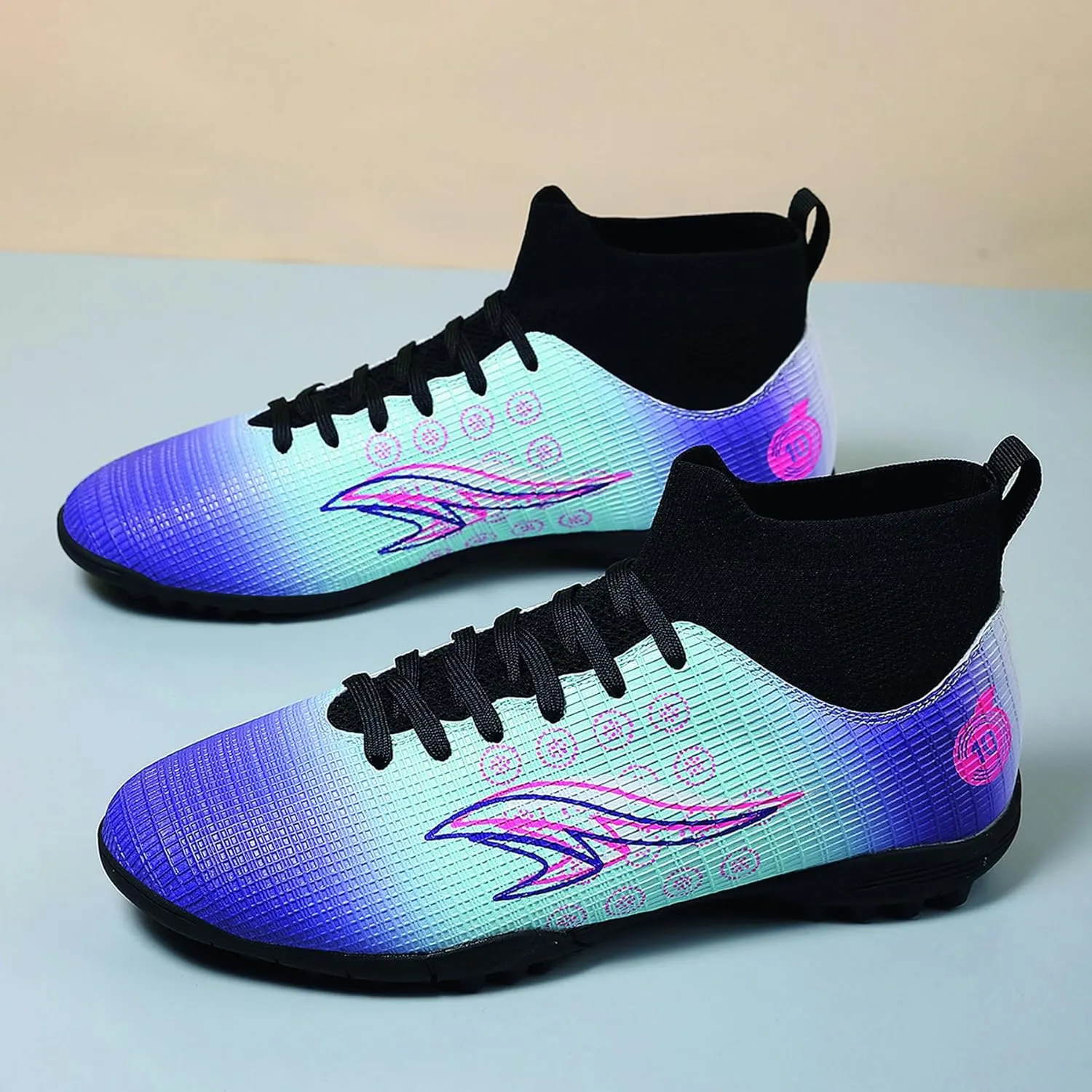 Men's high top Football Shoes, Lightweight Training Five-a-Side Soccer Shoes