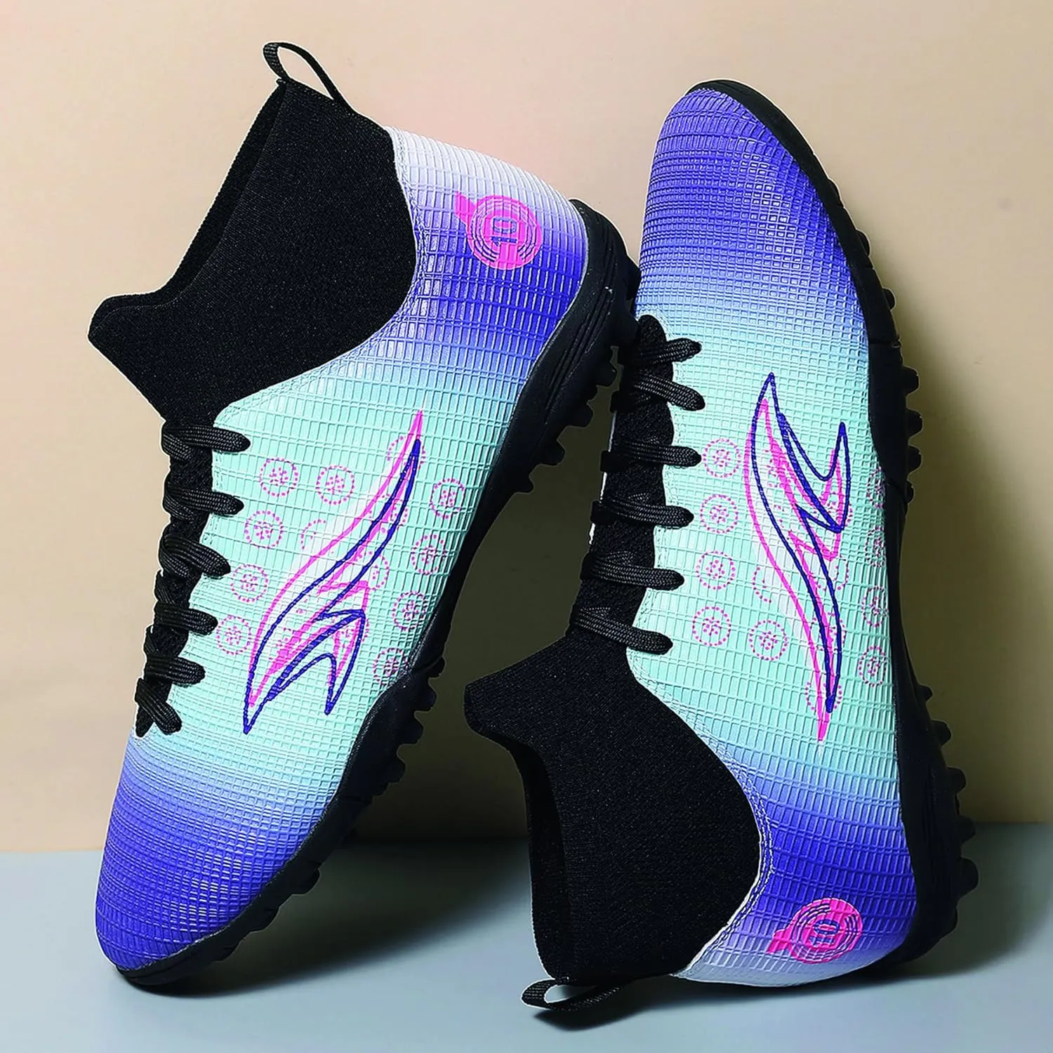 Men's high top Football Shoes, Lightweight Training Five-a-Side Soccer Shoes
