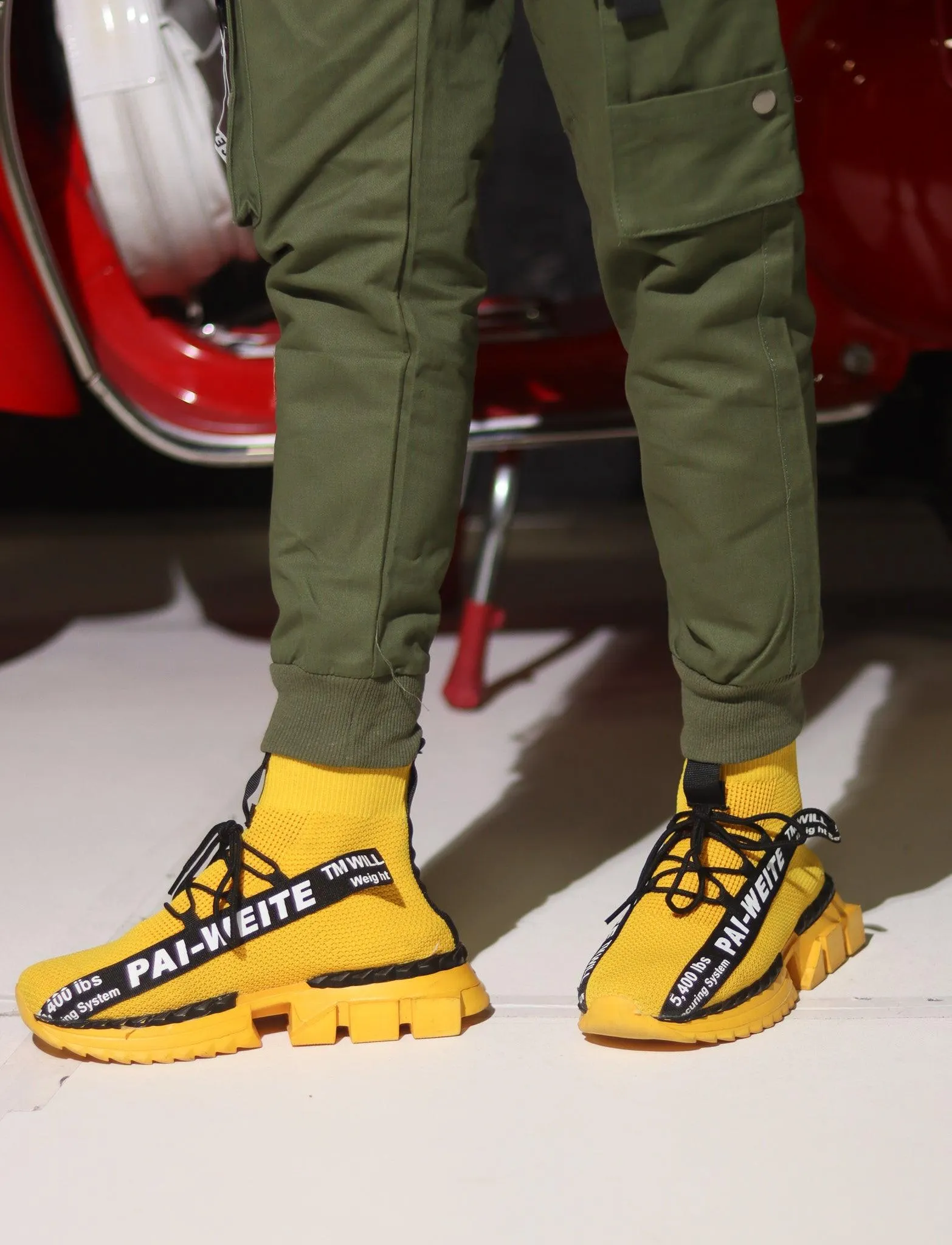 Men's Outdoor Flashy Walking High Top Sneakers