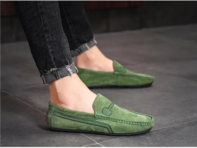 New Men's Loafers Round Toe Suede Vamp Driving Loafers Slip Resistant Comfortable Flat Heel Fashion Slip-on