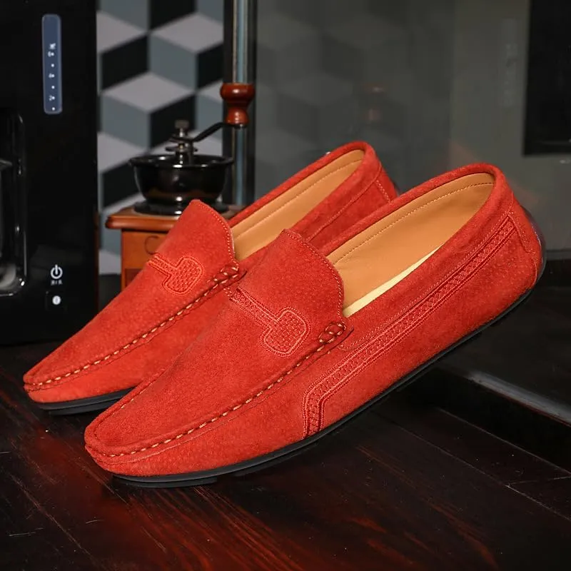 New Men's Loafers Round Toe Suede Vamp Driving Loafers Slip Resistant Comfortable Flat Heel Fashion Slip-on