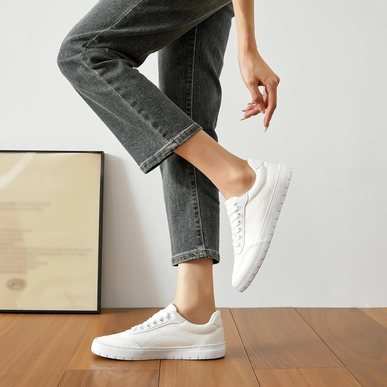 Witwatia White Sneakers for Women Low Top Canvas Shoes White Tennis Shoes Women's Comfortable Fashion Sneakers