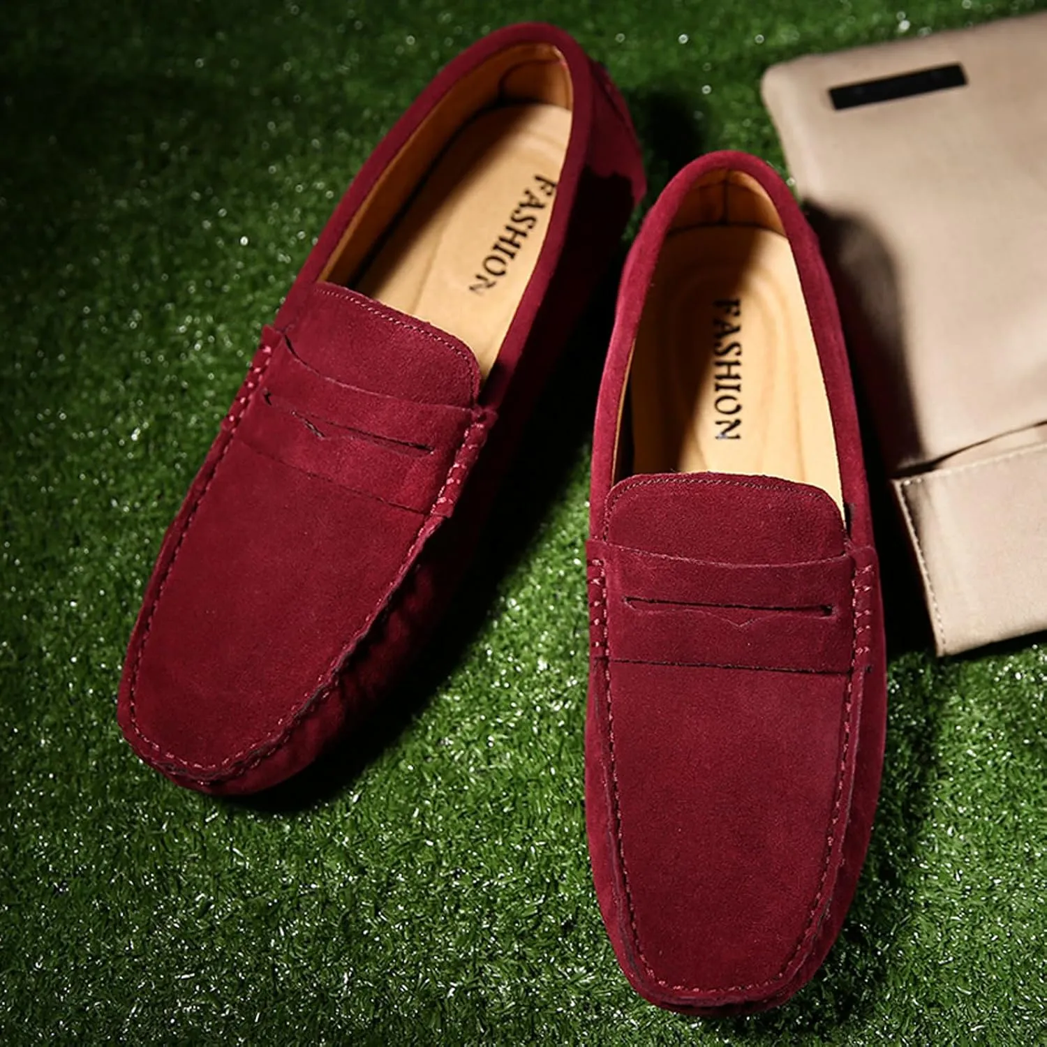 WUIWUIYU Men's Loafers Casual Slip On Shoes Soft Penny Loafers for Men Lightweight Suede Big Size Driving Boat Shoes Moccasins